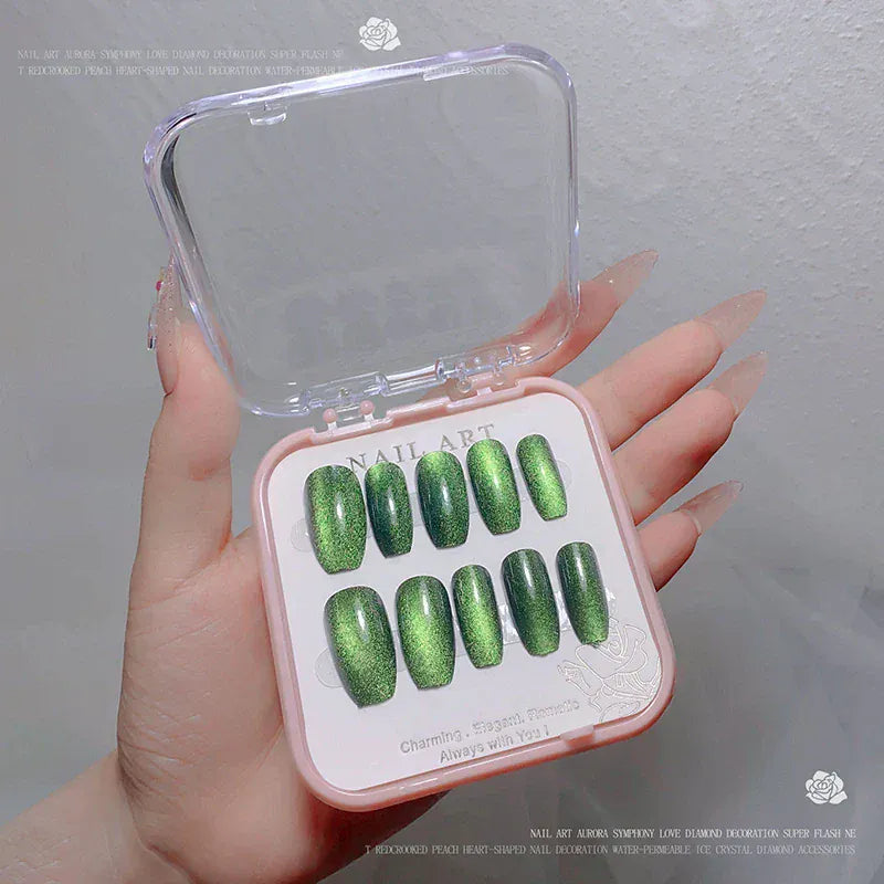 24pcs/box Crystal Cat Eye Shining Diamond Nail Patch Sparkling False Nail Press on Acrylic Nails Handmade Nail Wearing 24pcs/box Crystal Cat Eye Shining Diamond Nail Patch Sparkling False Nail Press on Acrylic Nails Handmade Nail Wearing