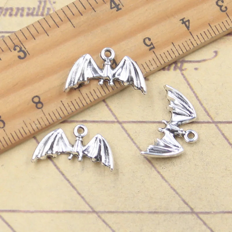 20pcs Charms Halloween Bat 11x19mm Antique Silver Color Pendants Making DIY Handmade Tibetan Finding Jewelry