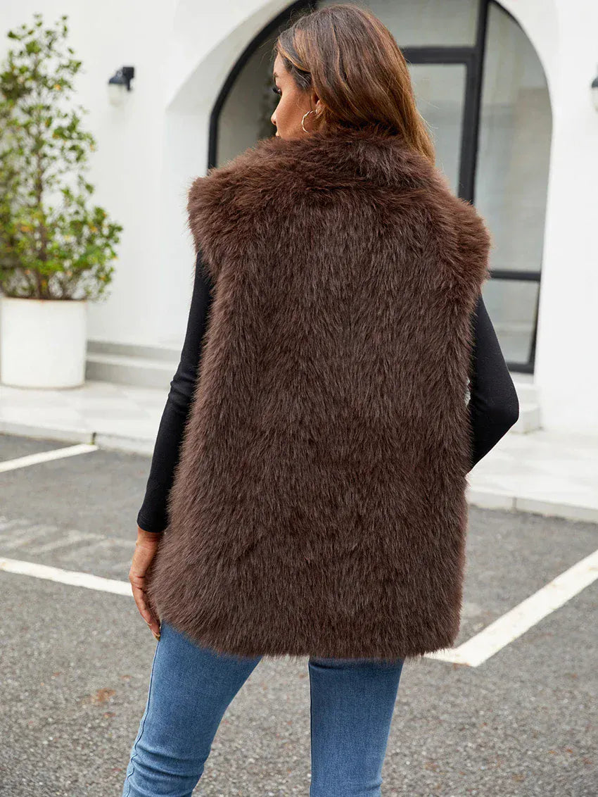 Faux Fox Fur Vest with Turn-Down Collar - Sleeveless Coat | Wahooly Faux Fox Fur Vest with Turn-Down Collar - Sleeveless Winter Coat