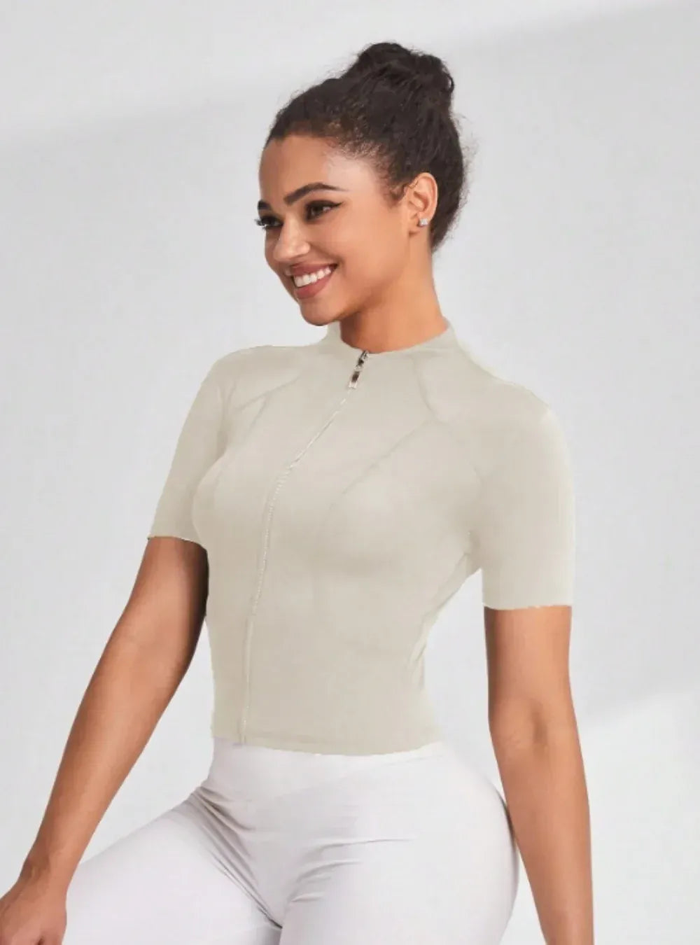 Fitness girl cycling yoga suit top, high-end full zipper jacket, sports T-shirt, training running short sleeved summer Fitness girl cycling yoga suit top, high-end full zipper jacket, sports T-shirt, training running short sleeved summer