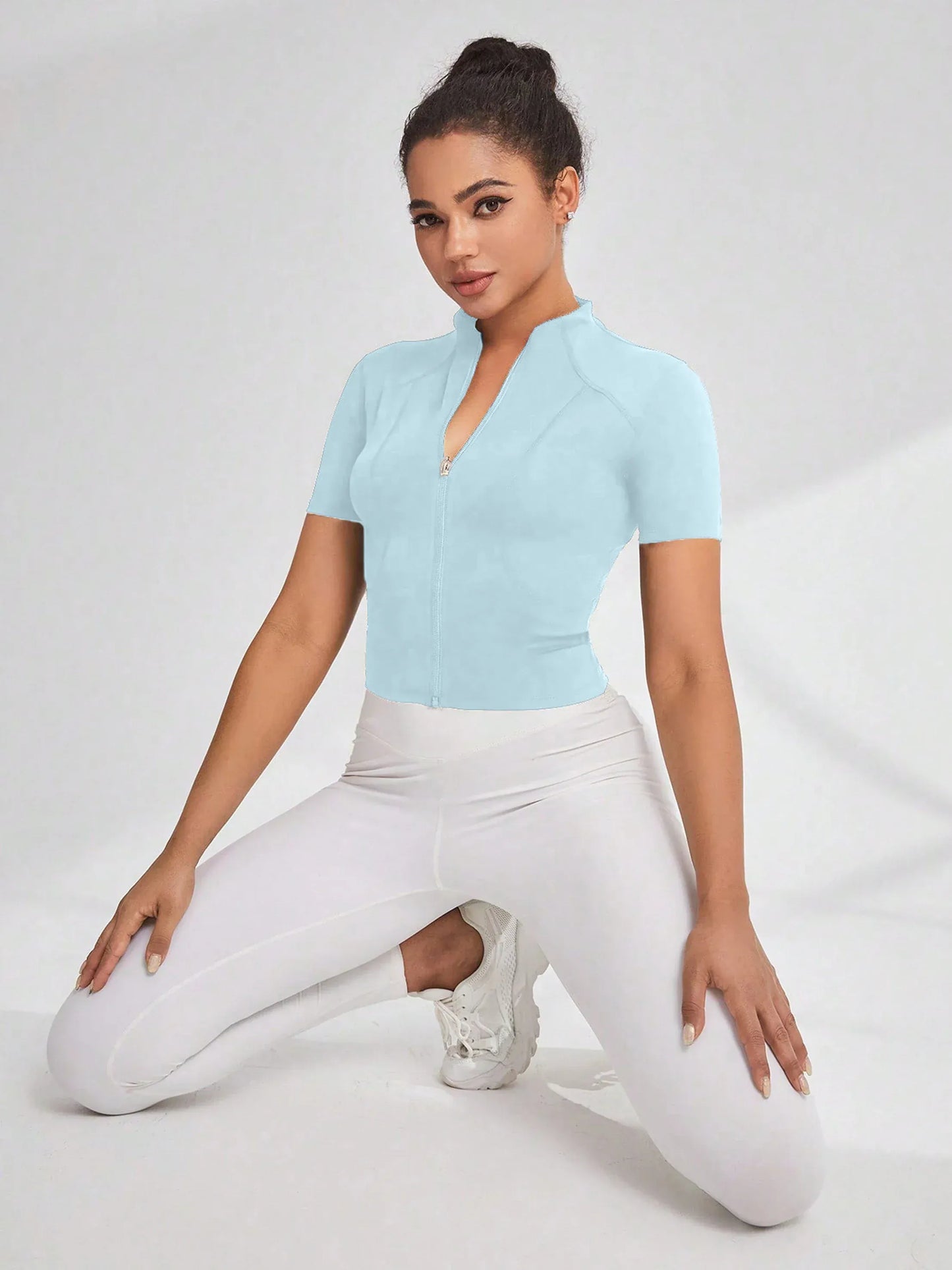 Fitness girl cycling yoga suit top, high-end full zipper jacket, sports T-shirt, training running short sleeved summer Fitness girl cycling yoga suit top, high-end full zipper jacket, sports T-shirt, training running short sleeved summer