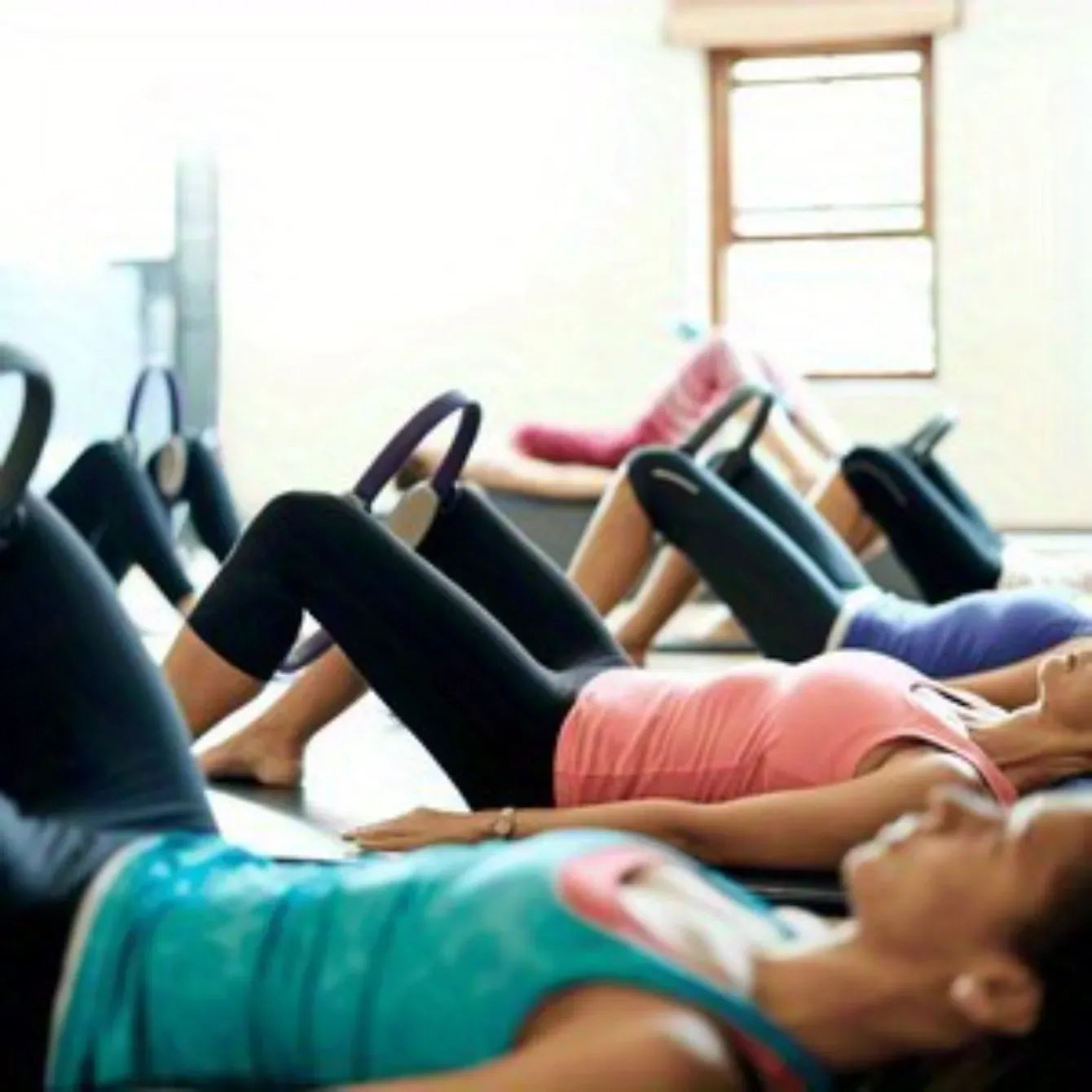 [Fitness Ring] Monochrome Fitness Ring | Yoga Pilates Ring for Home Exercise, Resistance Elastic Gym Workout, Body Stretch Ring [Fitness Ring] Monochrome Fitness Ring | Yoga Pilates Ring for Home Exercise, Resistance Elastic Gym Workout, Body Stretch Ring