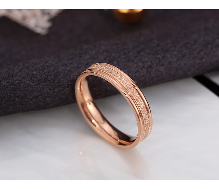 Korean Style Diamond Stainless Steel Ring – Unisex Geometric Band | Silver, Rose Gold & Gold Korean Style Diamond Stainless Steel Ring – Unisex Geometric Band