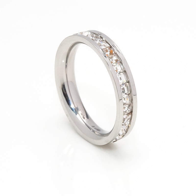 Korean Style Diamond Stainless Steel Ring – Unisex Geometric Band | Silver, Rose Gold & Gold Korean Style Diamond Stainless Steel Ring – Unisex Geometric Band