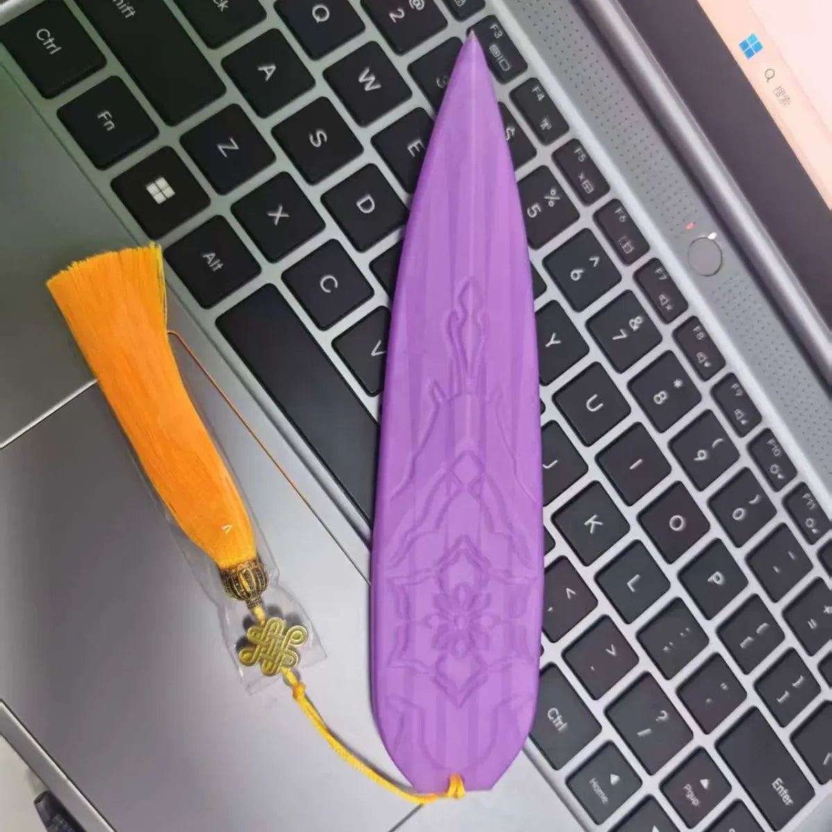 Kpop Demon Hunter, The Props of The New Magic Hunters Animation Reality Show. Kpop Demon Hunter, The Props of The New Magic Hunters Animation Reality Show.