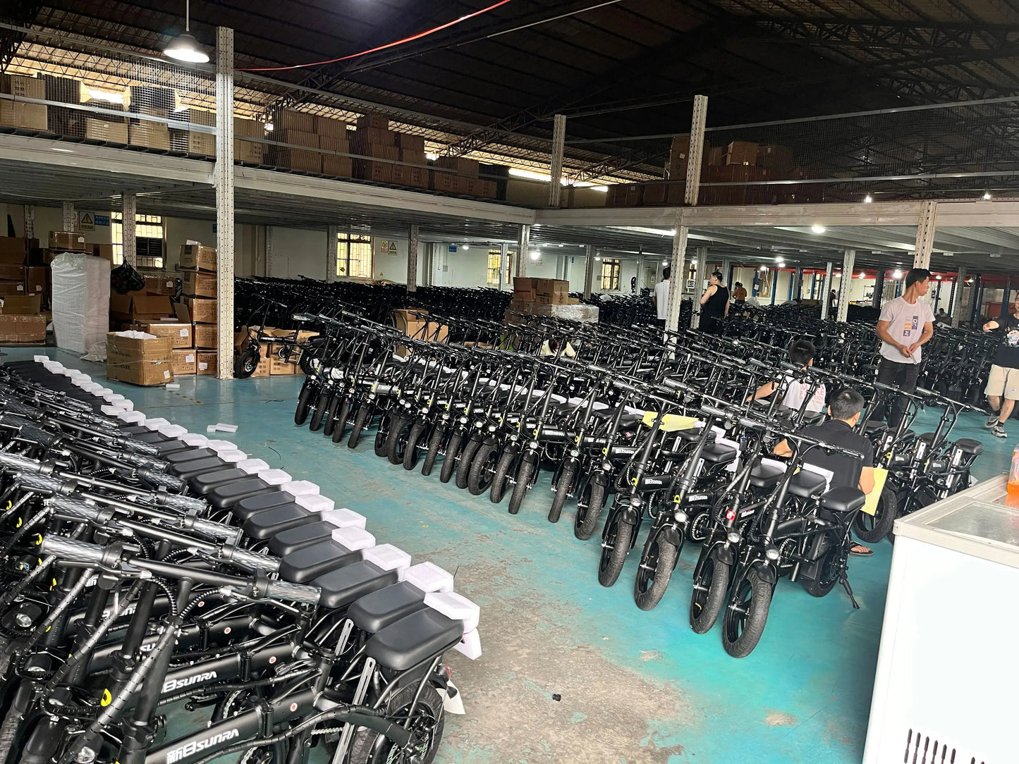 L20  E-Bike 750W motor 48V10AH folding mountain Electric Bicycle Mechanical brake 20*3-inch tire urban commuting Electric  Bike L20  E-Bike 750W motor 48V10AH folding mountain Electric Bicycle Mechanical brake 20*3-inch tire urban commuting Electric  Bike