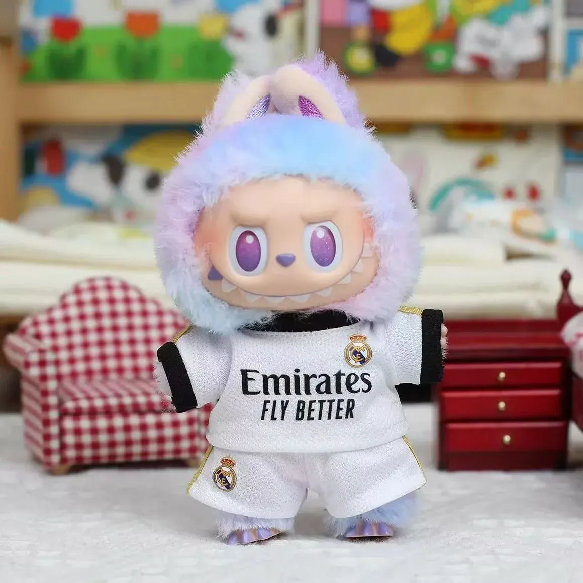 Labubu Football Vinyl Pendant Doll 17cm with DIY Clothing Set Labubu Football Vinyl Pendant Doll 17cm with DIY Clothing Set