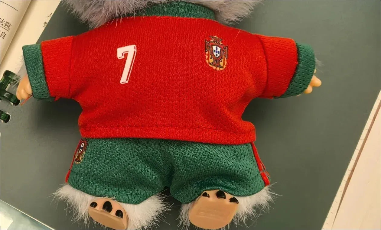 Labubu Football Vinyl Pendant Doll 17cm with DIY Clothing Set Labubu Football Vinyl Pendant Doll 17cm with DIY Clothing Set