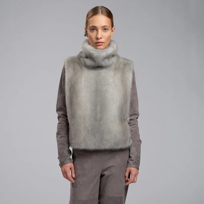 Loose Fit Faux Fur Vest - Sleeveless Winter Waistcoat | Wahooly Loose Fit Faux Fur Vest - Sleeveless Winter Waistcoat for Women