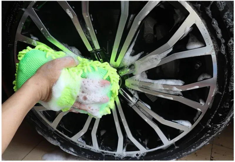 Microfiber Car Wash Sponge & Detailing Glove | Scratch-Free Cleaning | Cars, SUVs & Trucks Microfiber Car Wash Sponge & Detailing Glove — Scratch-Free Cleaning for Cars, SUVs & Trucks