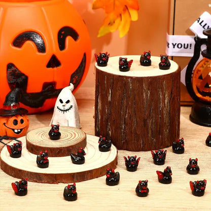 Mini Halloween Black Devil Duck Figurines – Spooky Resin Collectible Set Mini Halloween Black Devil Ducks – Spooky Resin Figurine Set for Decor & Collecting