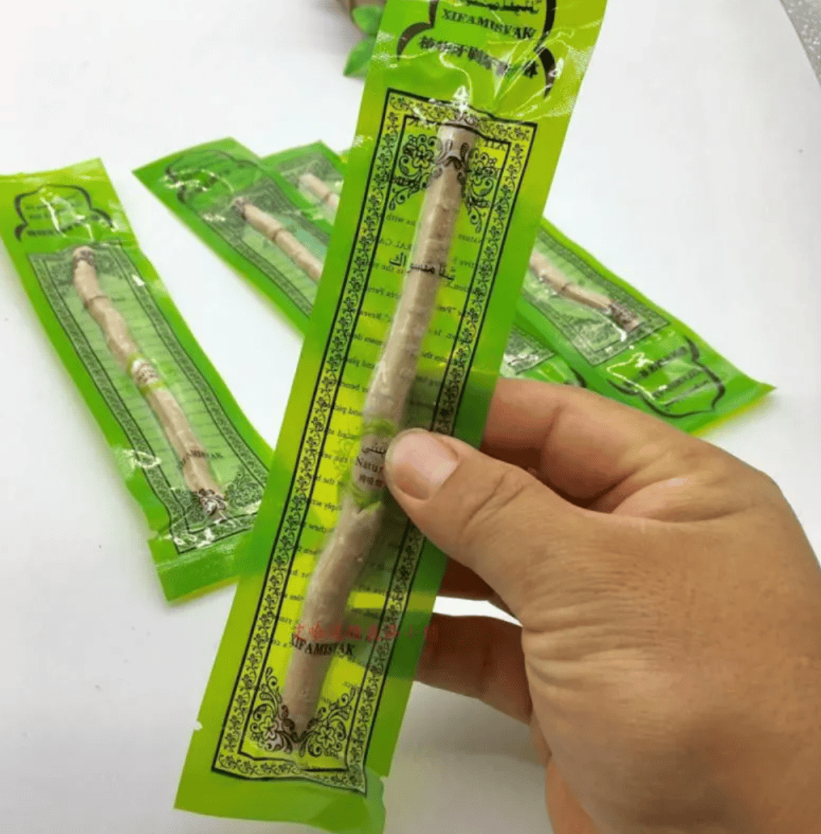Miswak Tooth Cleaning Stick Miswak Tooth Cleaning Stick
