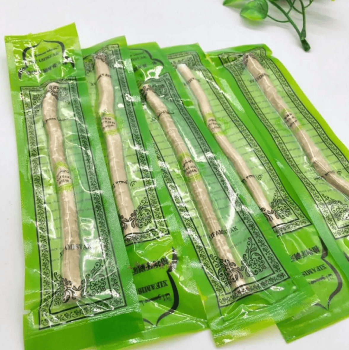 Miswak Tooth Cleaning Stick Miswak Tooth Cleaning Stick