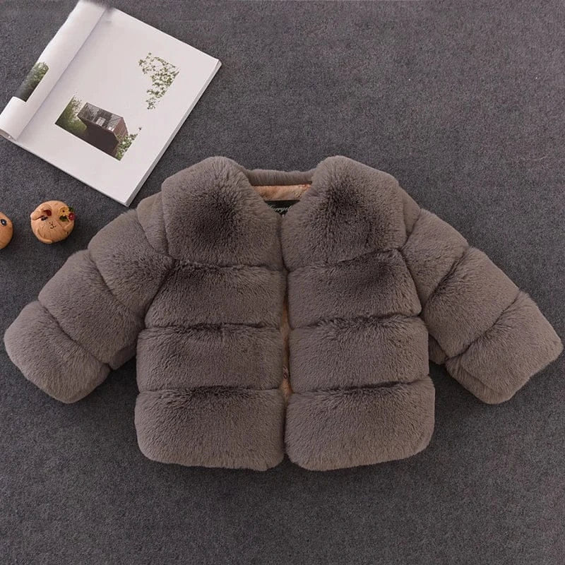 New Winter Children's Fur Coat Elegant Baby Girl Faux Fur Jackets And Coats Warm Parka Kids Outerwear Clothes Thicken Girls Coat New Winter Children's Fur Coat Elegant Baby Girl Faux Fur Jackets And Coats Warm Parka Kids Outerwear Clothes Thicken Girls Coat