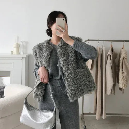 Korean Style Short Faux Fur Vest - Round Neck Winter Outerwear | Wahooly Short Faux Fur Vest - Round Neck Winter Outerwear