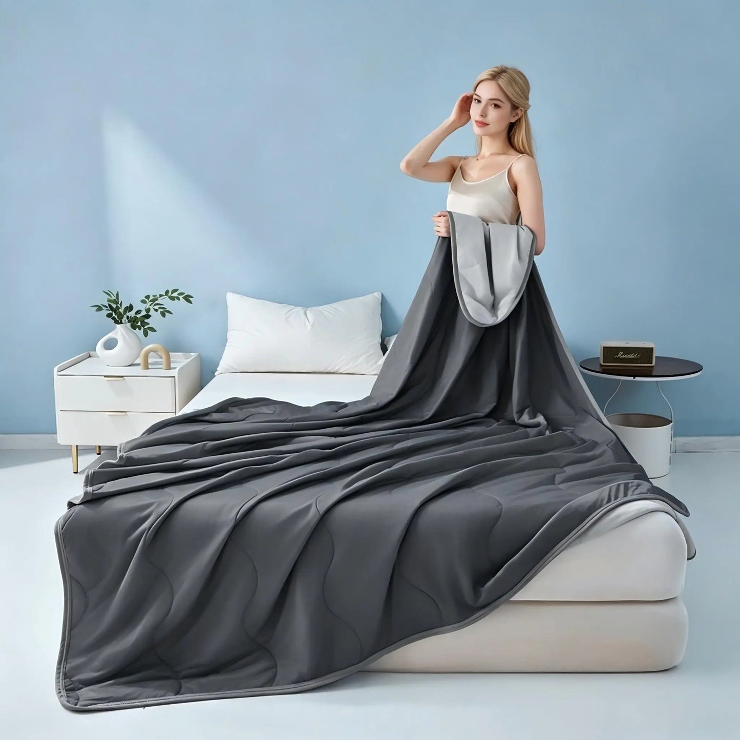 Silky Cooling Summer Quilt Lightweight Comforter 10 Colors | Wahooly Silky Cooling Summer Quilt – Lightweight Air Conditioner Comforter for Hot Sleepers