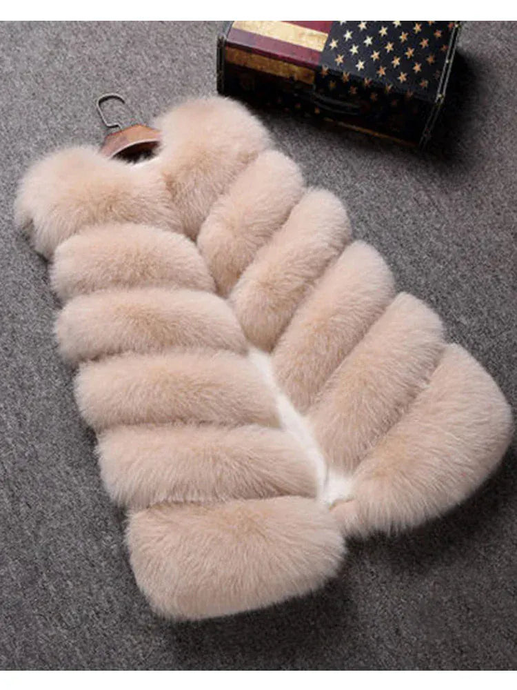Sleeveless Faux Fur Vest - Long Patchwork Coat for Women | Wahooly Sleeveless Faux Fur Vest - Long Patchwork Coat for Women