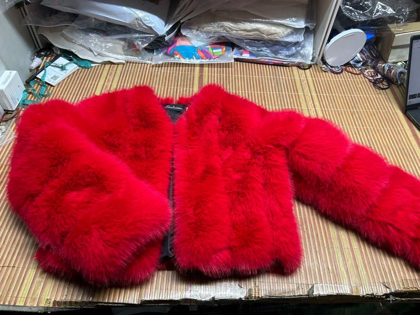V-Neck Faux Fox Fur Coat - Long Sleeve Winter Jacket | Wahooly V-Neck Faux Fox Fur Coat - Long Sleeve Winter Jacket for Women