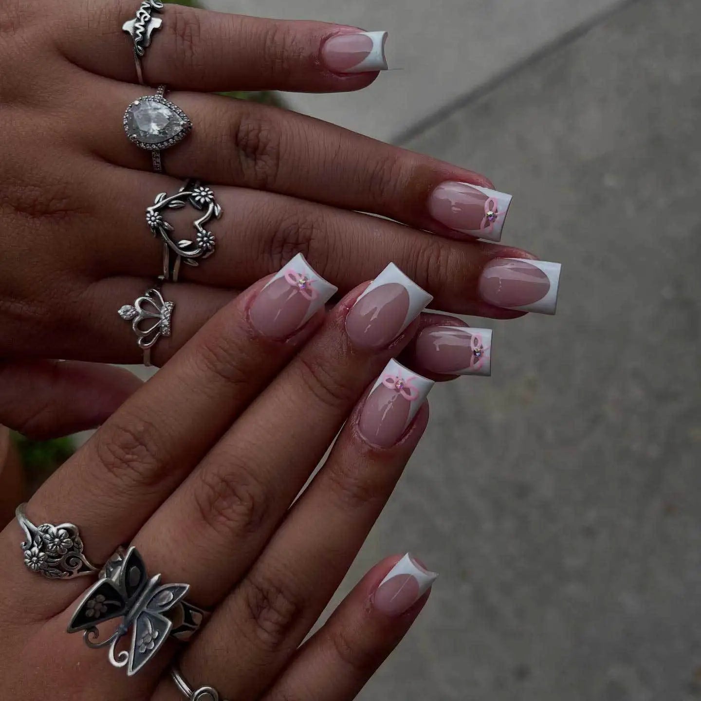 White French Press on Nails 3D Bowknot Fake Nails Tips Full Cover Wearable False Nails for Women and Girls DIY Manicure 24Pcs White French Press on Nails 3D Bowknot Fake Nails Tips Full Cover Wearable False Nails for Women and Girls DIY Manicure 24Pcs